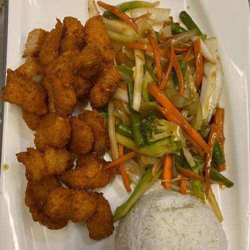 Gebackener Fisch mit Gemüse und Süß-Sauer-Sauce