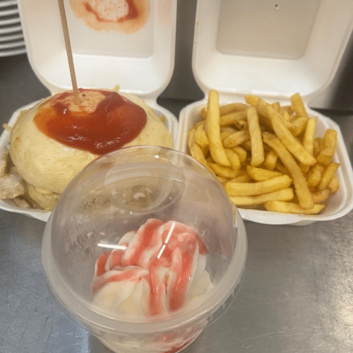 Menü Bao Burger mit Hühnerfleisch