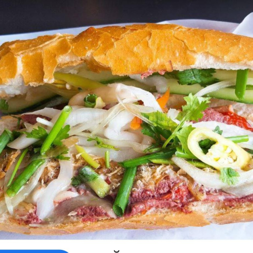 Vietnamesische Baguette mit geb.Hühnerfleisch