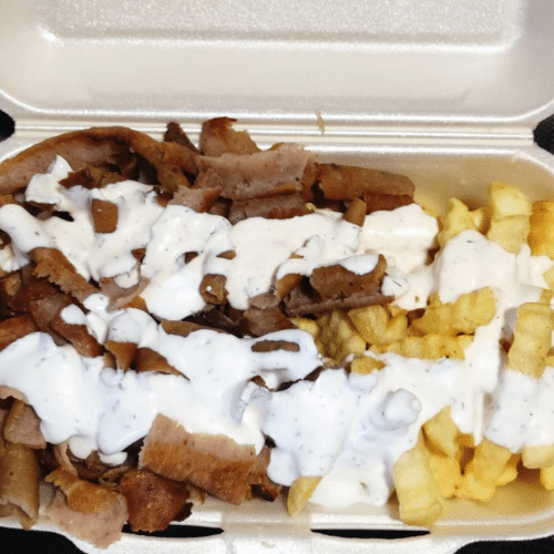 Döner-Box mit Pommes frites
