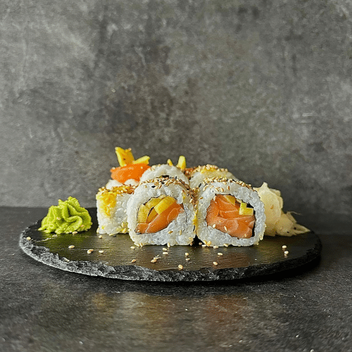 Sake Mango Roll (8 Stück)