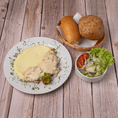 Hanr Schnitzel mit Pilzsauce