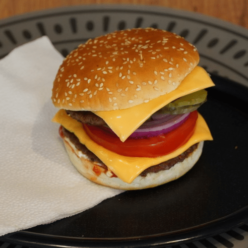 Doppel-Cheeseburger