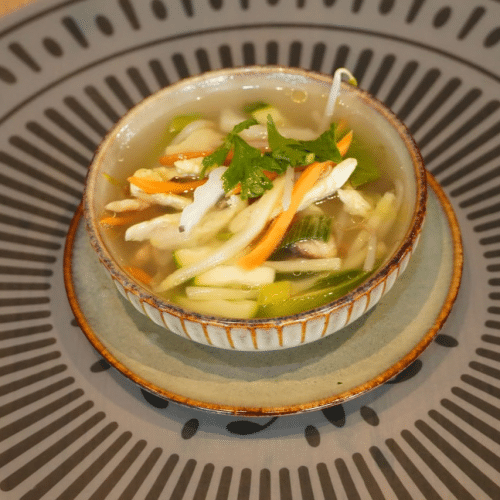 Hühnerfleischsuppe