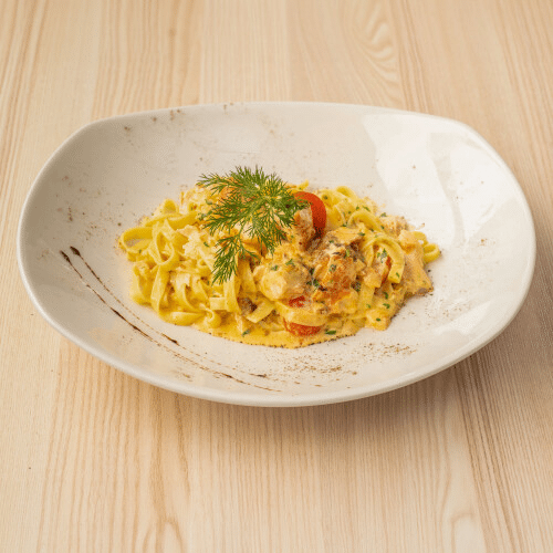 Tagliatelle all Salmone