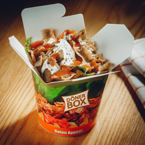 Drehspieß-Box mit Nudeln