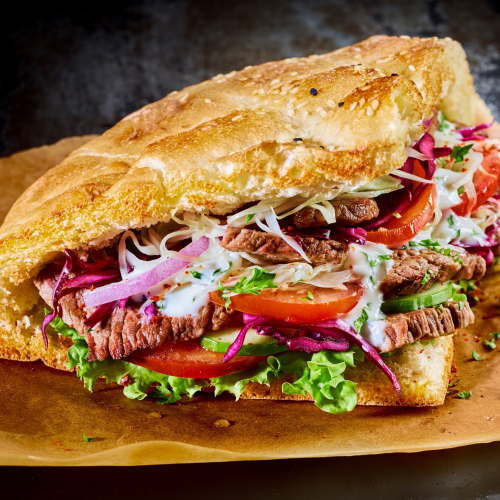 Fladenbrot Drehspieß mit Weichkäse