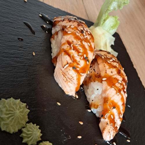 Gekochte Nigiri Sake (2 Stück)