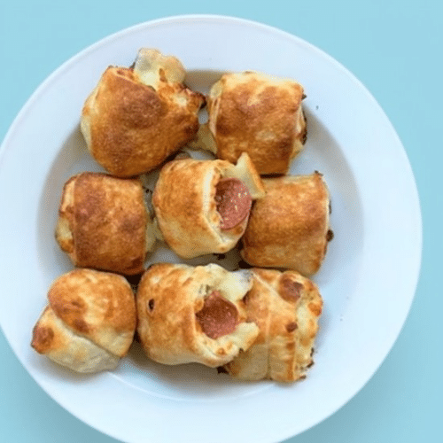 Gefüllte Brötchen mit Peperoni und Gouda