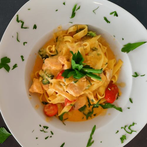 Tagliatelle Salmone