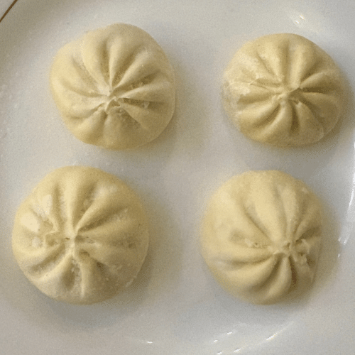Baozi mit Schweinefleisch 4st.猪肉小包子