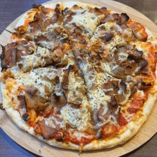 Pizza mit Hähnchen-Döner