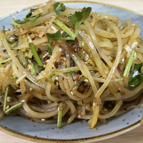 Kartoffel Salat (sauer-scharf)