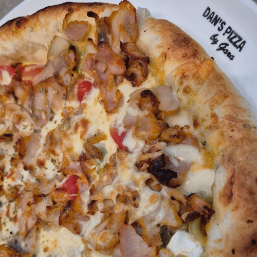 Pizza American mit Hähnchen-Gyros