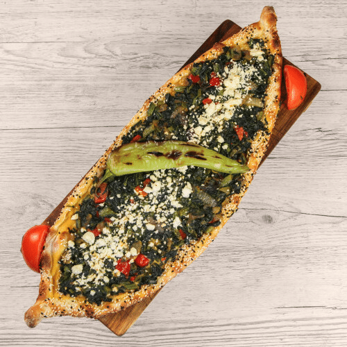 Ispanbakli und Peynirli Pide