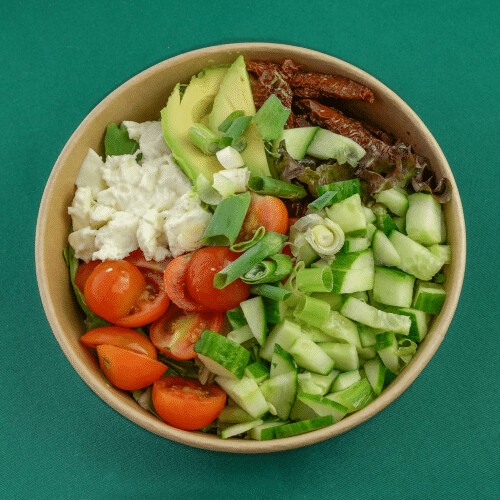 Caprese-Salat mit Olivenöl und Balsamico-Creme