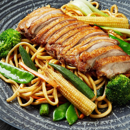 Gebratene Nudeln mit Ente