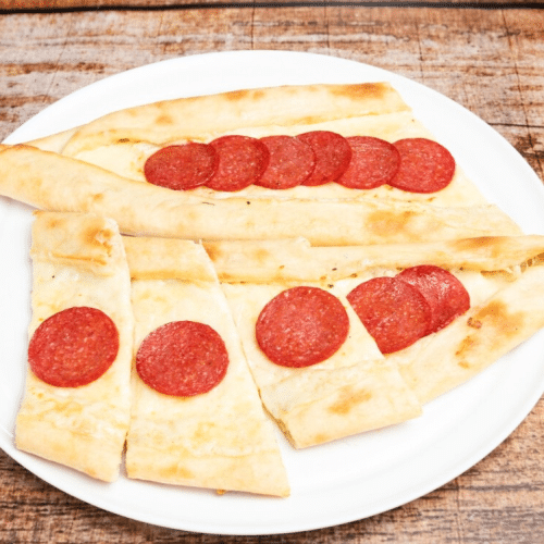 Pide mit Sucuk
