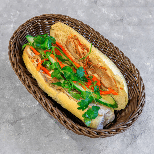 Banh Mi Minh Pate Thap Cam