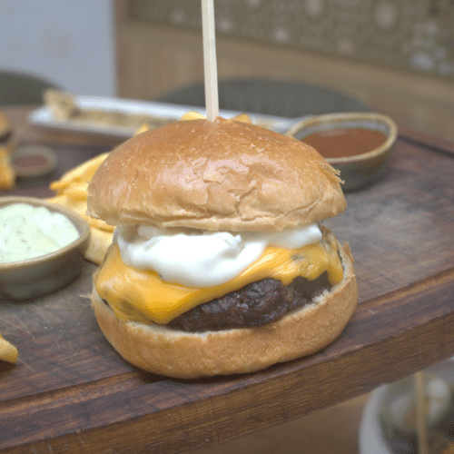 CHEESY BITE BURGER