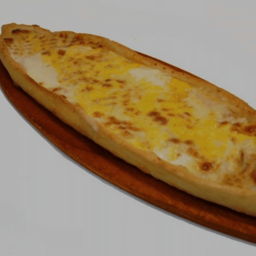 Pide Kasarli Yumurtali - Käse-Ei