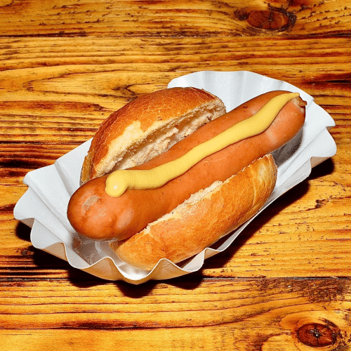 Rotewurst mit Brötchen