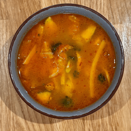 4. Tom Yum Kung - Thai Suppe (sehr scharf)