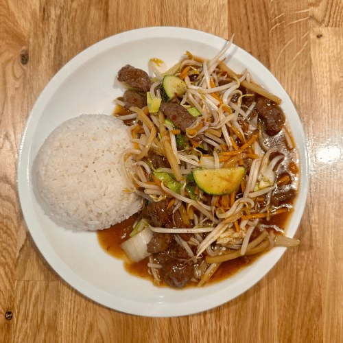 83. Gebratenes Rindfleisch - Knoblauch, scharf