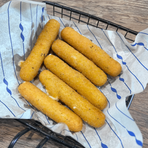 Mozzarella Sticks (6 Stück)