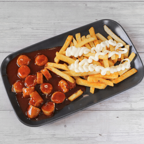 Currywurst mit Pommes frites