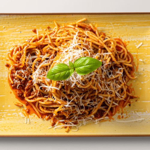 Pasta con ragu bolognese