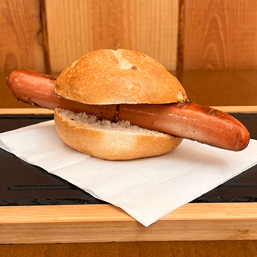 Rote Schweine Bratwurst vom Grill