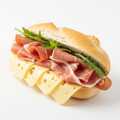 Belegtes Brötchen mit Rohschinken und Gouda